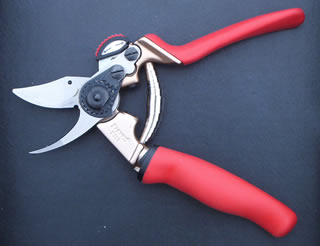 Rotating Handle Ergonomic Pruner